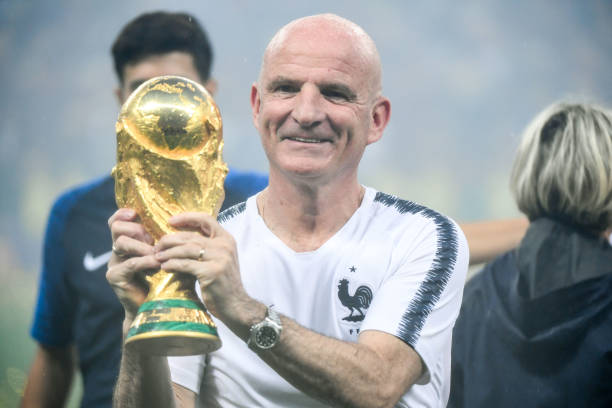 仅展示了他 仅展示了他